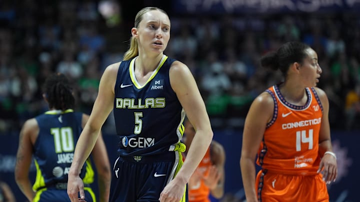 Jun 20, 2025; Uncasville, Connecticut, USA; Dallas Wings guard Paige Bueckers (5) reacts after a play against the Connecticut Sun in the second half at Mohegan Sun Arena. Mandatory Credit: David Butler II-Imagn Images