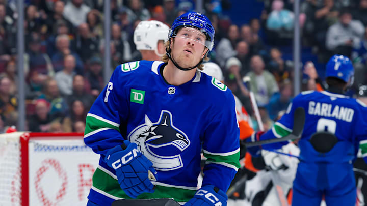 Philadelphia Flyers v Vancouver Canucks