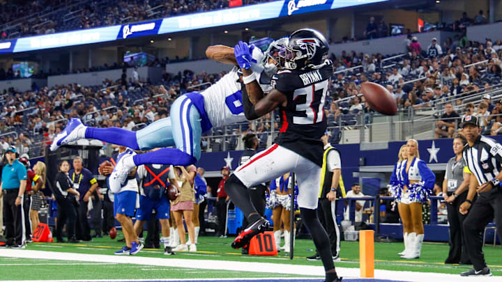 Atlanta Falcons cornerback Cobee Bryant 