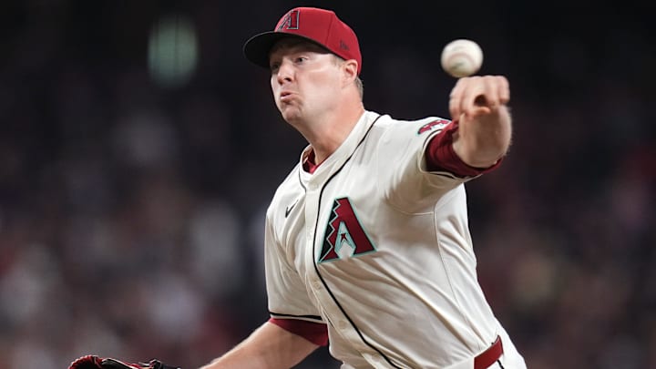 Arizona Diamondbacks left-hander Joe Mantiply (35) pitches against the San Diego Padres at Chase Field in Phoenix on Sept. 29, 2024.
