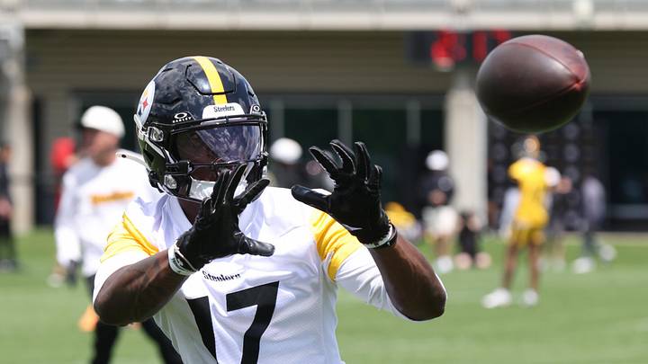 May 28, 2026; Pittsburgh, PA, USA; Pittsburgh Steelers wide receiver Germie Bernard (17) participates in OTA drills at the UPMC Rooney Sports Complex. Mandatory Credit: Charles LeClaire-Imagn Images May 28, 2026; Pittsburgh, PA, USA; Pittsburgh Steelers wide receiver Germie Bernard (17) participates in OTA drills at the UPMC Rooney Sports Complex. Mandatory Credit: Charles LeClaire-Imagn Images