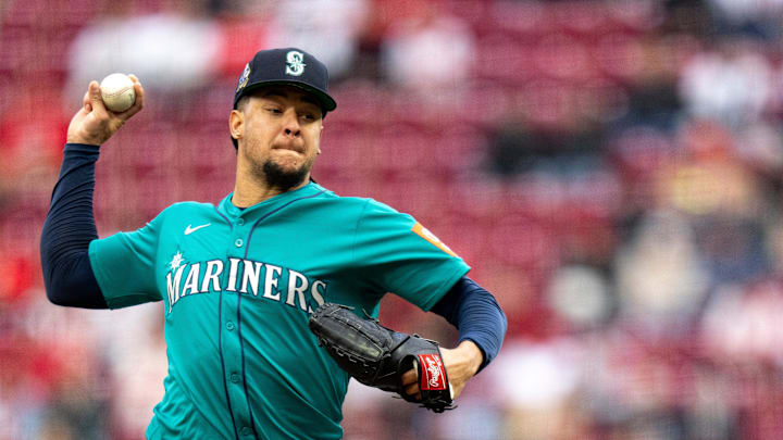 Seattle Mariners pitcher Luis Castillo delivers a pitch in the first inning of the MLB game between Cincinnati Reds and Seattle Mariners at at Great American Ball Park. Mandatory Credit on April 15. Seattle Mariners pitcher Luis Castillo delivers a pitch in the first inning of the MLB game between Cincinnati Reds and Seattle Mariners at at Great American Ball Park. Mandatory Credit on April 15.