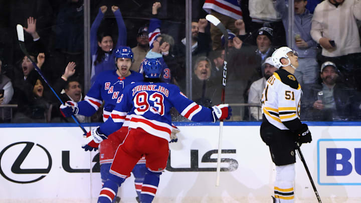 Boston Bruins v New York Rangers