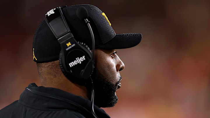 Michigan v USC