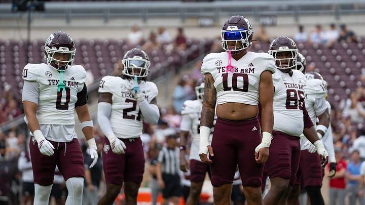 Maro Jones, Ray Coney and Noah Mikhail on Texas A&M defense during spring game Maro Jones, Ray Coney and Noah Mikhail on Texas A&M defense during spring game