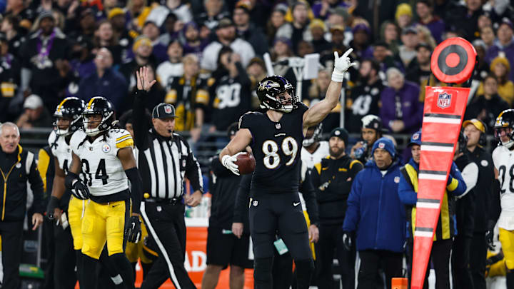 Pittsburgh Steelers v Baltimore Ravens
