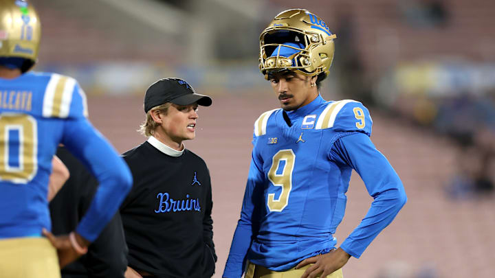 Washington v UCLA Washington v UCLA