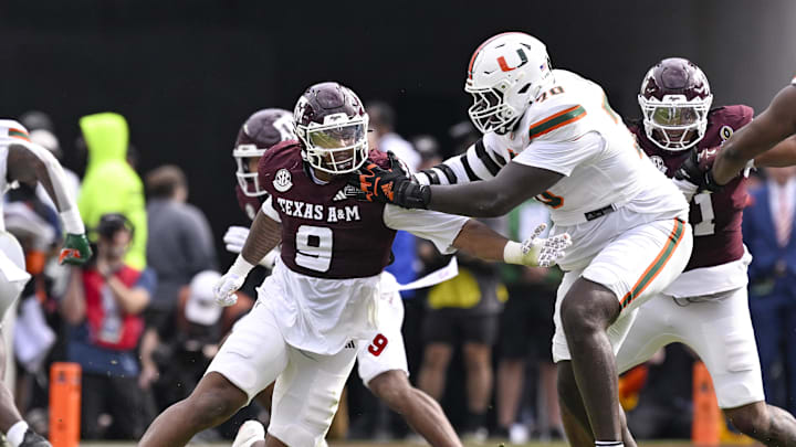 Dec 20, 2025; College Station, TX, USA; Texas A&M Aggies defensive end Cashius Howell (9) rushes the line past Miami Hurricanes offensive lineman Markel Bell (70) during the game between the Aggies and the Hurricanes at Kyle Field. Mandatory Credit: Jerome Miron-Imagn Images Dec 20, 2025; College Station, TX, USA; Texas A&M Aggies defensive end Cashius Howell (9) rushes the line past Miami Hurricanes offensive lineman Markel Bell (70) during the game between the Aggies and the Hurricanes at Kyle Field. Mandatory Credit: Jerome Miron-Imagn Images