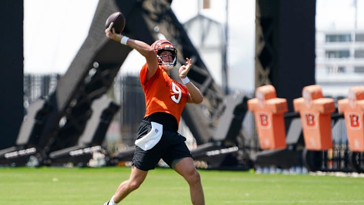 Cincinnati Bengals quarterback Joe Burrow (9) throws a pass during practice, Wednesday, June 11, 2025, at Kettering Health Practice Fields in Downtown Cincinnati. Cincinnati Bengals quarterback Joe Burrow (9) throws a pass during practice, Wednesday, June 11, 2025, at Kettering Health Practice Fields in Downtown Cincinnati.