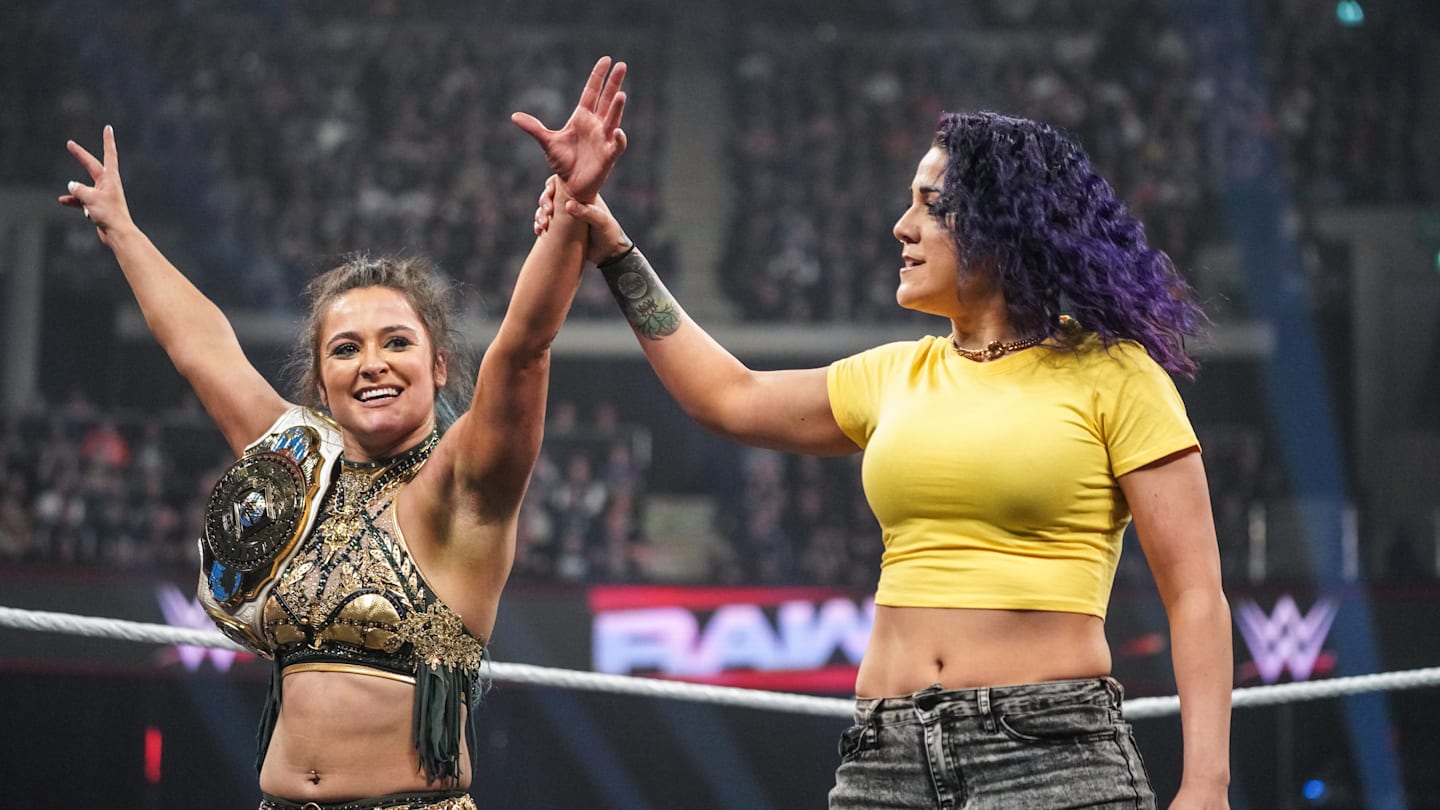 Fans blast WWE for decision to remove Bayley from WrestleMania