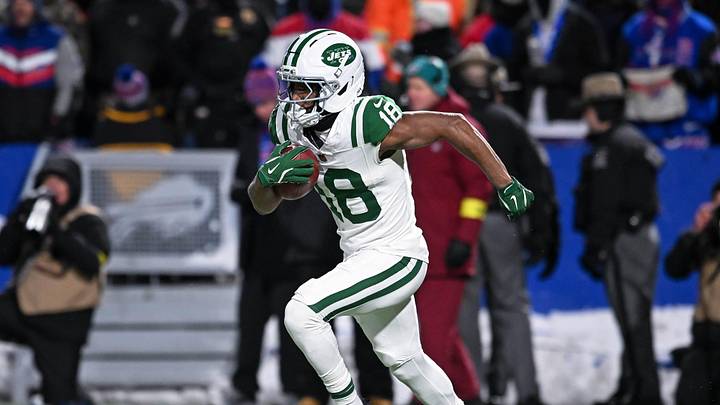 Jan 4, 2026; Orchard Park, New York, USA; New York Jets wide receiver Isaiah Williams (18) returns a kickoff in the fourth quarter against the Buffalo Bills at Highmark Stadium. Mandatory Credit: Mark Konezny-Imagn Images Jan 4, 2026; Orchard Park, New York, USA; New York Jets wide receiver Isaiah Williams (18) returns a kickoff in the fourth quarter against the Buffalo Bills at Highmark Stadium. Mandatory Credit: Mark Konezny-Imagn Images