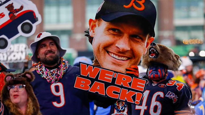 Chicago Bears fans hold up a sign before the first round of the 2025 NFL Draft on Thursday, April 24, 2025, at Lambeau Field in Green Bay, Wisconsin. The draft runs through April 26.
Tork Mason/USA TODAY NETWORK-Wisconsin