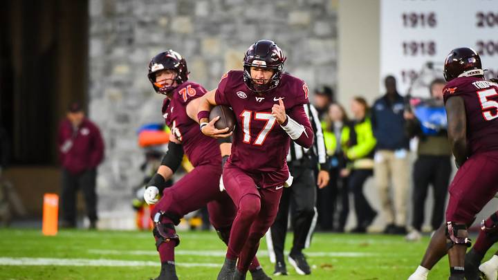 Oct 17, 2026; Blacksburg, Virginia, USA; Virginia Tech Hokies quarterback Ethan Grunkemeyer (17) runs the ball against the Georgia Tech Yellow Jackets during the fourth quarter at Lane Stadium. Mandatory Credit: Brian Bishop-Imagn Images Oct 17, 2026; Blacksburg, Virginia, USA; Virginia Tech Hokies quarterback Ethan Grunkemeyer (17) runs the ball against the Georgia Tech Yellow Jackets during the fourth quarter at Lane Stadium. Mandatory Credit: Brian Bishop-Imagn Images