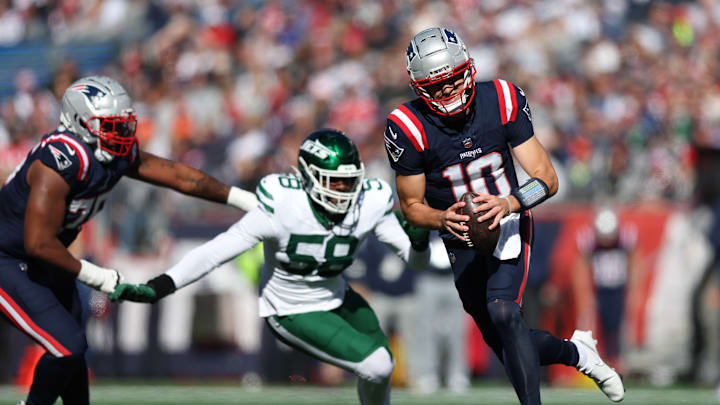 New York Jets v New England Patriots