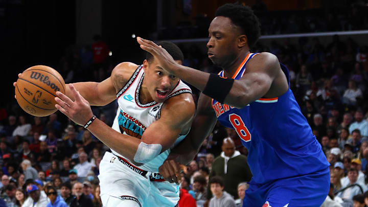 Feb 28, 2025; Memphis, Tennessee, USA; Memphis Grizzlies guard Desmond Bane (22) drives to the basket as New York Knicks forward OG Anunoby (8) defendsduring the third quarter at FedExForum. Mandatory Credit: Petre Thomas-Imagn Images Feb 28, 2025; Memphis, Tennessee, USA; Memphis Grizzlies guard Desmond Bane (22) drives to the basket as New York Knicks forward OG Anunoby (8) defendsduring the third quarter at FedExForum. Mandatory Credit: Petre Thomas-Imagn Images