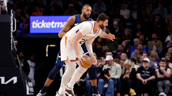 Minnesota Timberwolves v Phoenix Suns