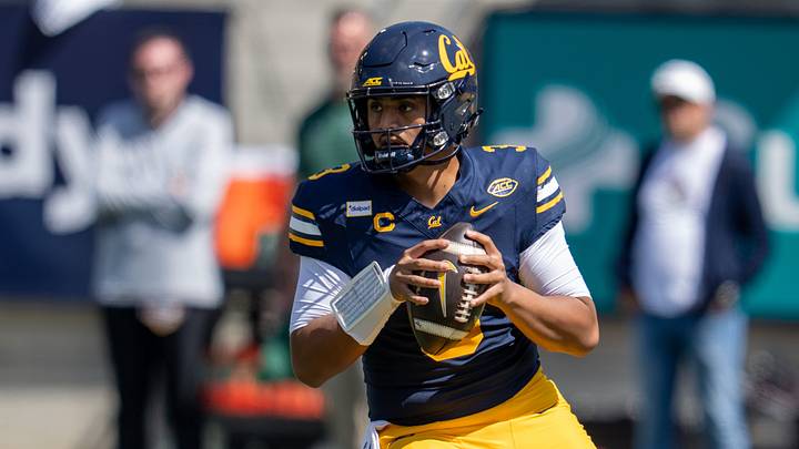 Cal quarterback Jaron-Keawe Sagapolutele Cal quarterback Jaron-Keawe Sagapolutele