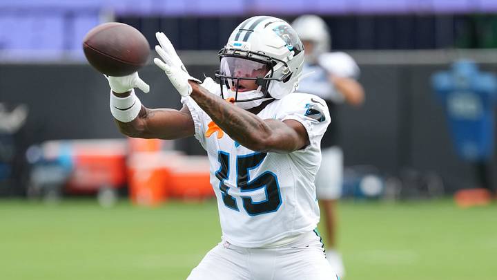 Carolina Panthers wide receiver Jimmy Horn Jr. (15) makes a catch during training camp 
