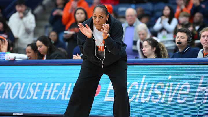 Syracuse women's basketball has added to its transfer class, picking up a pledge from Tempe junior forward Jaleesa Molina.