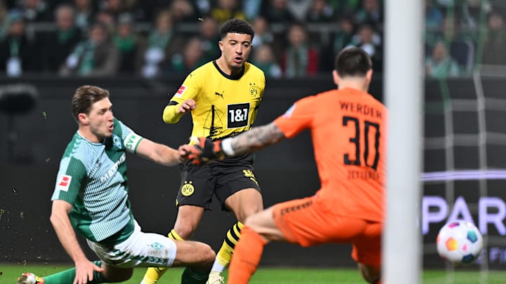 SV Werder Bremen v Borussia Dortmund - Bundesliga