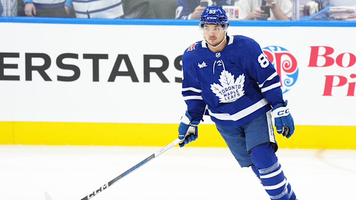 Nov 28, 2023; Toronto, Ontario, CAN; Toronto Maple Leafs left wing Nicholas Robertson (89) skates