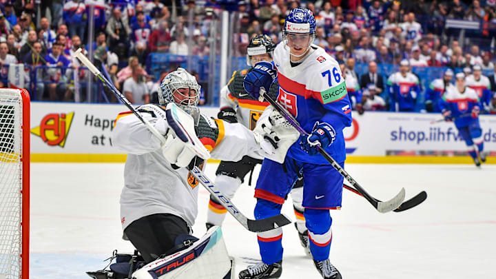Martin Pospisil, Team Slovakia, Calgary Flames