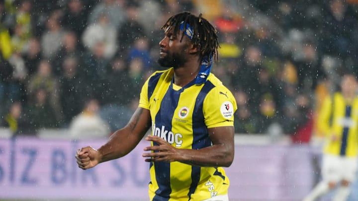 Allan Saint-Maximin es nuevo jugador del Club América