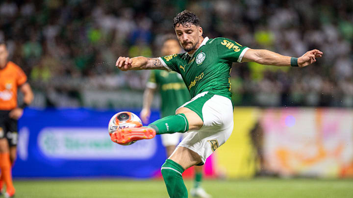 Piquerez sofreu uma lesão muscular na coxa direita