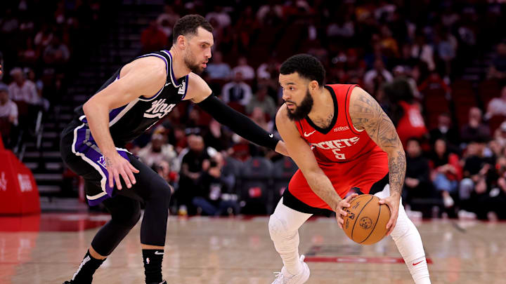 Mar 1, 2025; Houston, Texas, USA; Houston Rockets guard Fred VanVleet (5) handles the ball against Sacramento Kings guard Zach LaVine (8) during the first quarter at Toyota Center. Mandatory Credit: Erik Williams-Imagn Images Mar 1, 2025; Houston, Texas, USA; Houston Rockets guard Fred VanVleet (5) handles the ball against Sacramento Kings guard Zach LaVine (8) during the first quarter at Toyota Center. Mandatory Credit: Erik Williams-Imagn Images