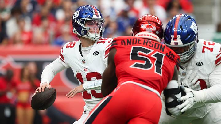 New York Giants quarterback J.J. McCarthy (18) New York Giants quarterback J.J. McCarthy (18)