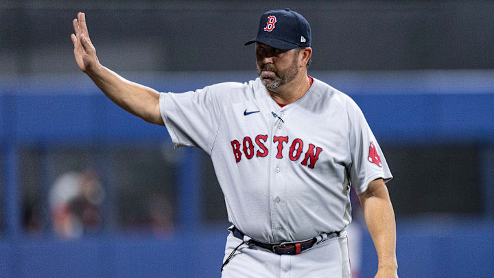 Jason Varitek seguirá en el staff de coaches de los Medias Rojas de Boston 