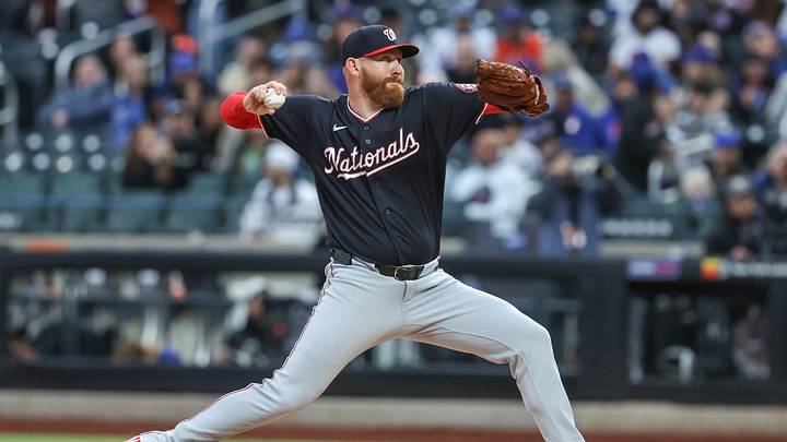 Apr 28, 2026; New York City, New York, USA;  Washington Nationals starting pitcher Zack Littell (18) pitches in the first inning against the New York Mets at Citi Field. Mandatory Credit: Wendell Cruz-Imagn Images