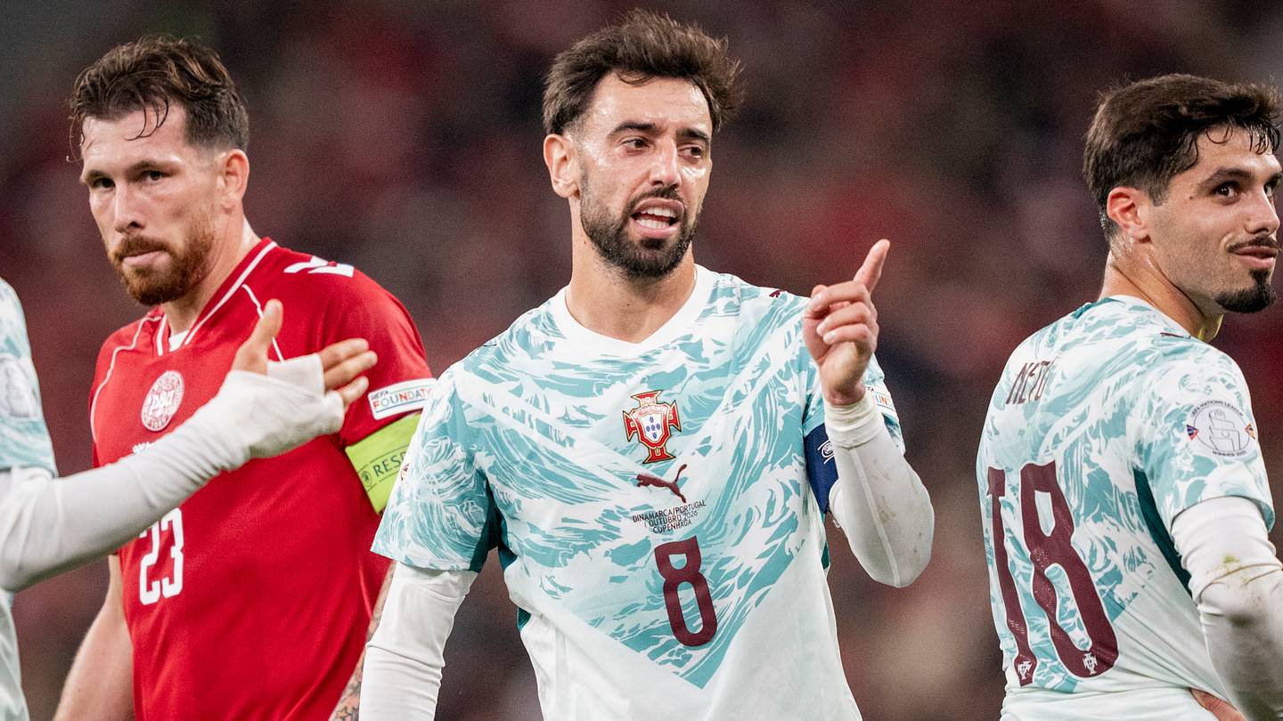 Transfer rumours: Manchester United's asking price for ...