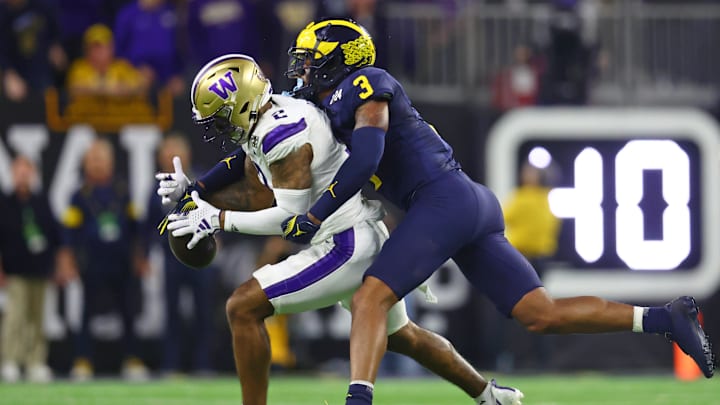Jan 8, 2024; Houston, TX, USA; Washington Huskies wide receiver Ja'Lynn Polk (2) is unable to make a