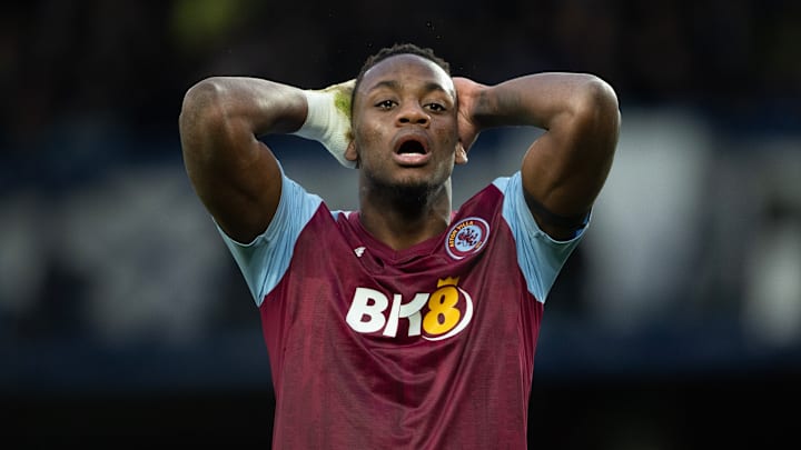 Everton FC v Aston Villa - Premier League