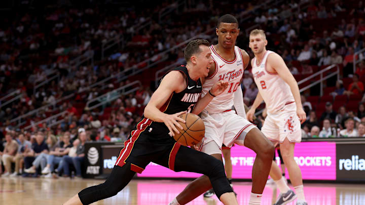 Could the Houston Rockets land Duncan Robinson?