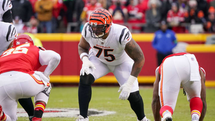 Dec 31, 2023; Kansas City, Missouri, USA; Cincinnati Bengals offensive tackle Orlando Brown Jr. (75) Dec 31, 2023; Kansas City, Missouri, USA; Cincinnati Bengals offensive tackle Orlando Brown Jr. (75)