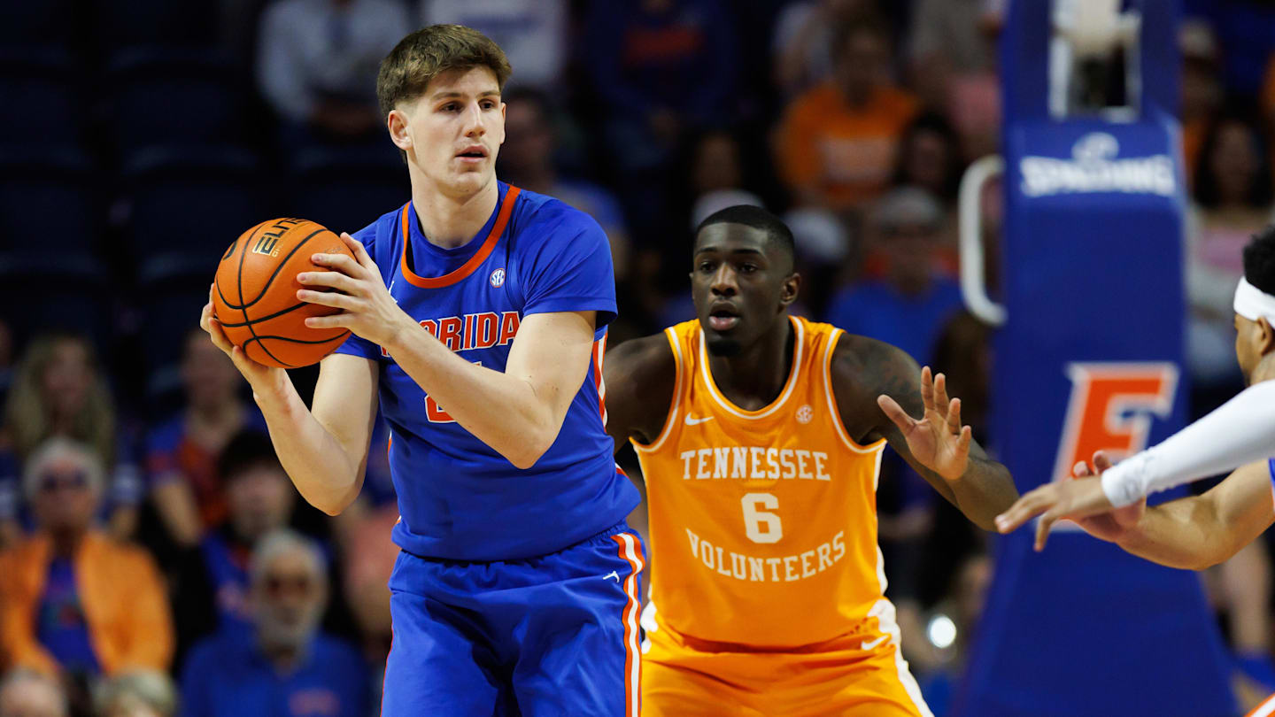 Full Guide to Florida vs. Vanderbilt: Where, When, TV, Streaming, Starting Lineups