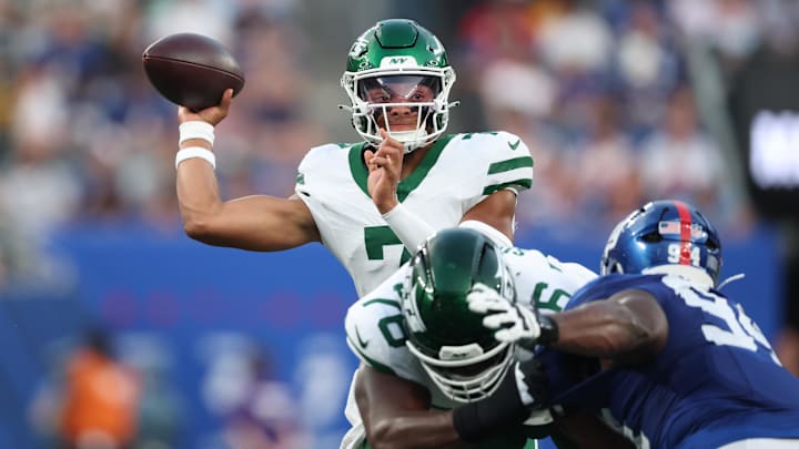 Aug 16, 2025; East Rutherford, New Jersey, USA; New York Jets quarterback Justin Fields (7) throws a pass during the first half against the New York Giants at MetLife Stadium. Mandatory Credit: Vincent Carchietta-Imagn Images