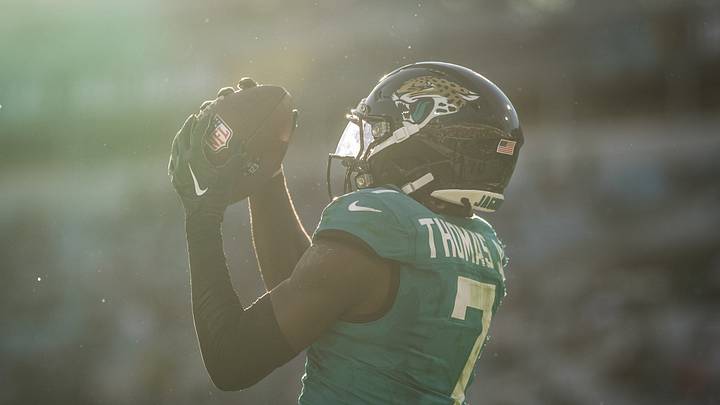 Dec 1, 2024; Jacksonville, Florida, USA; Jacksonville Jaguars wide receiver Brian Thomas Jr (7) makes the catch for the touchdown against the Houston Texans in the fourth quarter at EverBank Stadium. Mandatory Credit: Jeremy Reper-Imagn Images Dec 1, 2024; Jacksonville, Florida, USA; Jacksonville Jaguars wide receiver Brian Thomas Jr (7) makes the catch for the touchdown against the Houston Texans in the fourth quarter at EverBank Stadium. Mandatory Credit: Jeremy Reper-Imagn Images