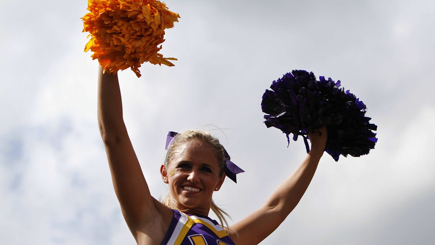 ESPN updates Top 25 poll for Championship Week