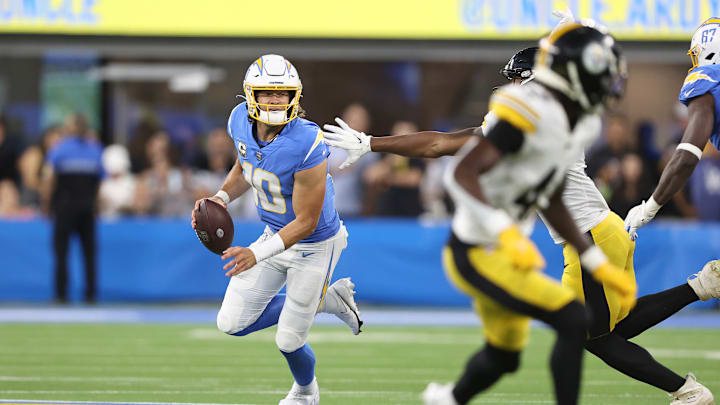 Pittsburgh Steelers v Los Angeles Chargers
