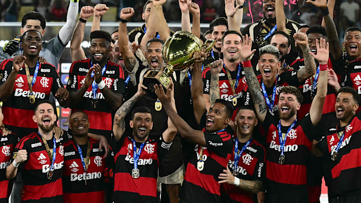 Arrascaeta soma 18 títulos pelo Flamengo Arrascaeta soma 18 títulos pelo Flamengo