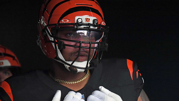 Aug 7, 2025; Philadelphia, Pennsylvania, USA; Cincinnati Bengals offensive tackle Orlando Brown Jr. (75) in the tunnel against the Philadelphia Eagles at Lincoln Financial Field. Mandatory Credit: Eric Hartline-Imagn Images Aug 7, 2025; Philadelphia, Pennsylvania, USA; Cincinnati Bengals offensive tackle Orlando Brown Jr. (75) in the tunnel against the Philadelphia Eagles at Lincoln Financial Field. Mandatory Credit: Eric Hartline-Imagn Images