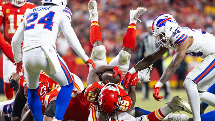 Jan 26, 2025; Kansas City, MO, USA; Kansas City Chiefs running back Kareem Hunt (29) against the Buffalo Bills in the AFC Championship game at GEHA Field at Arrowhead Stadium. Mandatory Credit: Mark J. Rebilas-Imagn Images
