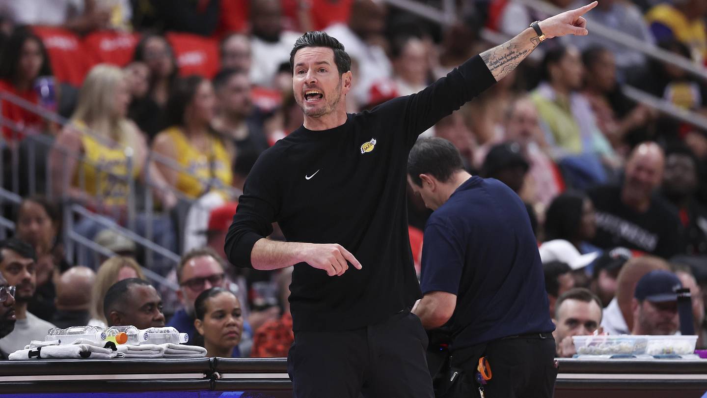 Lakers Head Coach Pays Respect to OKC Thunder