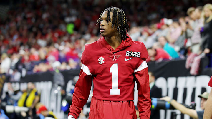 Alabama wide receiver Jameson Williams is listed at odds of +175 to be the first wide receiver taken in the 2022 NFL Draft.