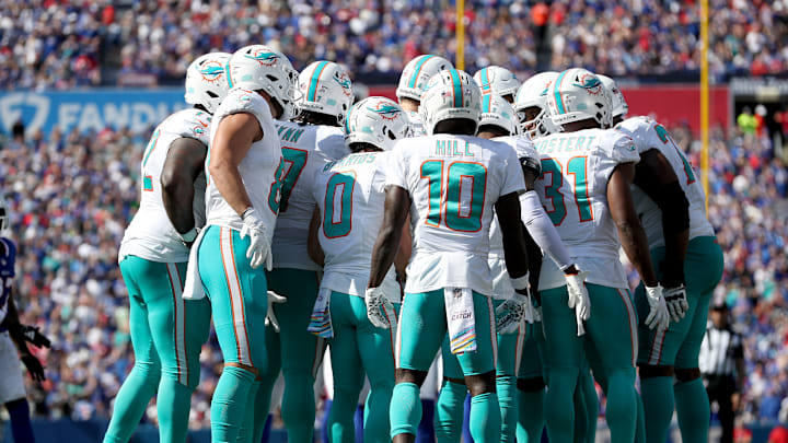 Miami Dolphins v Buffalo Bills