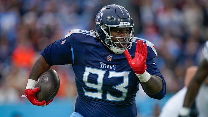 New York Jets defensive tackle T'Vondre Sweat New York Jets defensive tackle T'Vondre Sweat