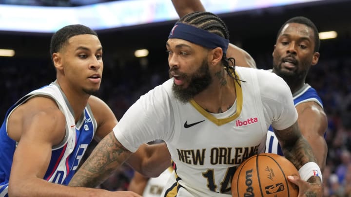 Dec 4, 2023; Sacramento, California, USA; New Orleans Pelicans forward Brandon Ingram (14) handles